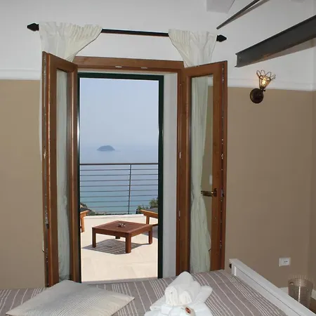 Bed and Breakfast Il Nido Rifatto à Laigueglia Extérieur photo